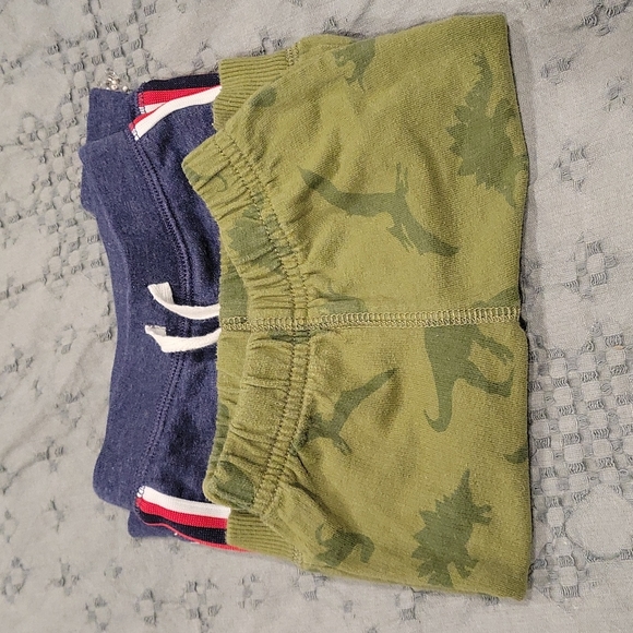 2 3-6 months sweatpants - Picture 3 of 3